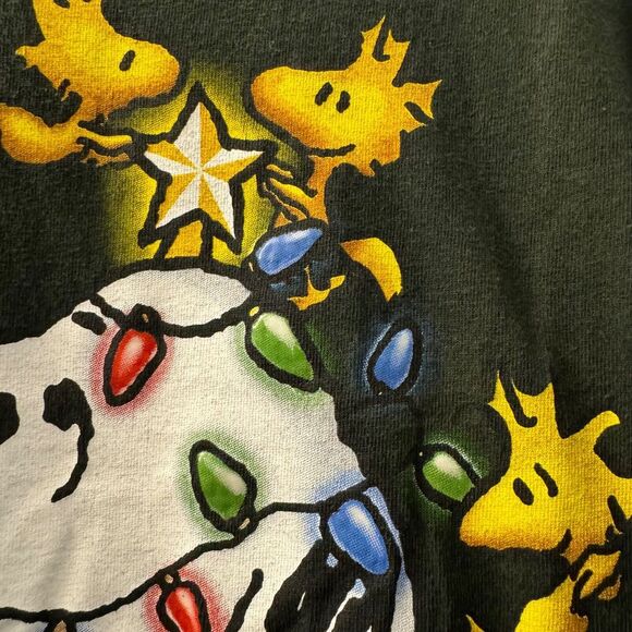 Snoopy Green T Shirt Christmas Lights Peanuts Gang Heavy Cotton Mens L Relaxed - Picture 4 of 15
